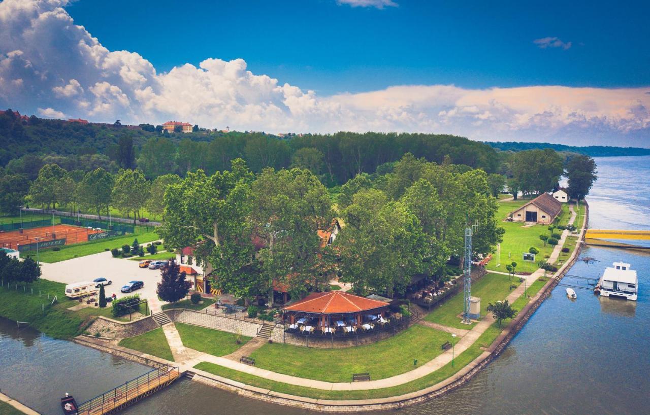 Hotel Dunav Újlak Kültér fotó